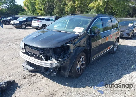 2017 Chrysler Pacifica Touring-L из США, поврежденный, VIN 2C4RC1BG4HR668027